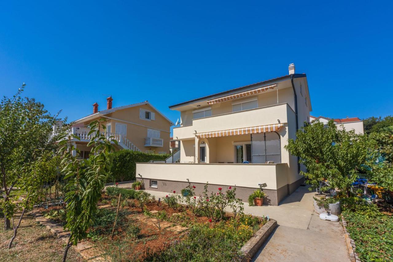 Apartments Star By The Sea Чижичи Экстерьер фото