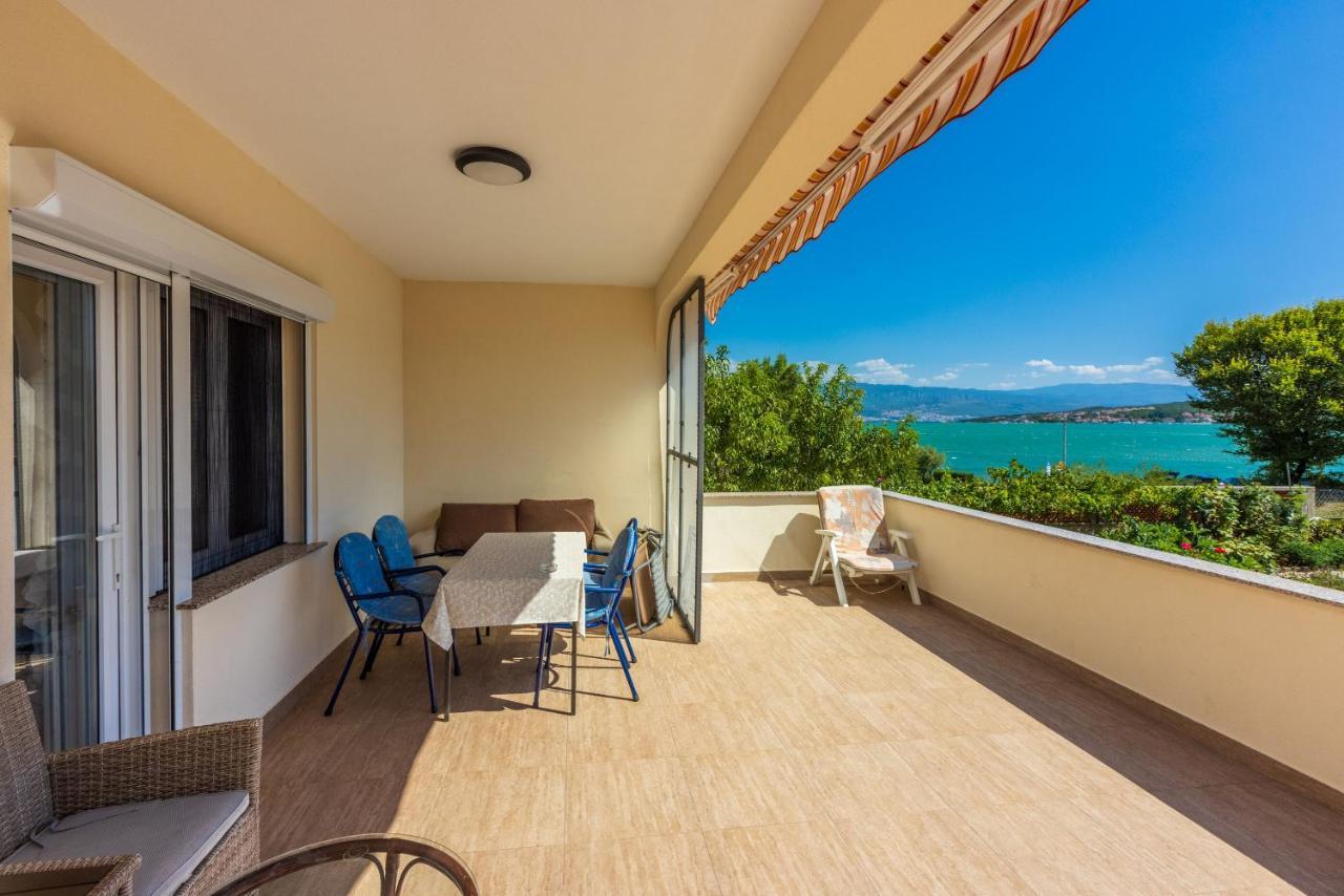 Apartments Star By The Sea Чижичи Экстерьер фото